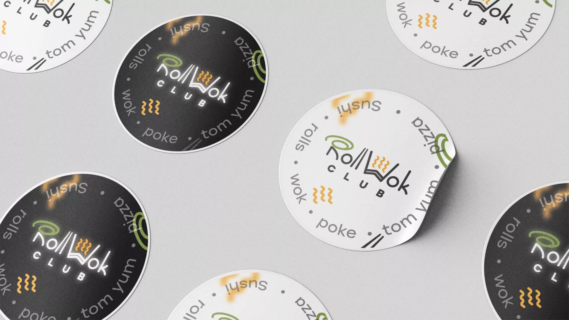 Разработка дизайна наклеек для суши-бара «Roll Wok Club» в Киренске